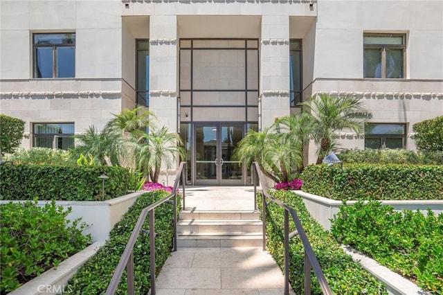 447 N Doheny Dr Unit 104, Beverly Hills, CA 90210 - view of exterior entry featuring french doors