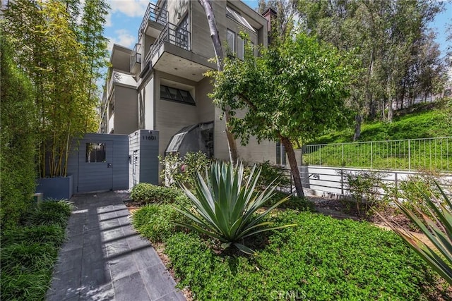 11601 Montana Ave Unit 7, Los Angeles, CA 90049 - view of front of property