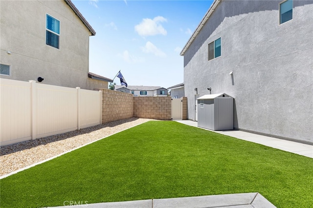 32886 Birchall Ct, Winchester, CA 92596 - view of fenced backyard