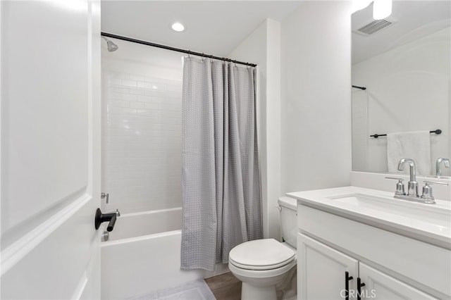 32886 Birchall Ct, Winchester, CA 92596 - full bathroom with vanity, shower / bath combination with curtain, and recessed lighting