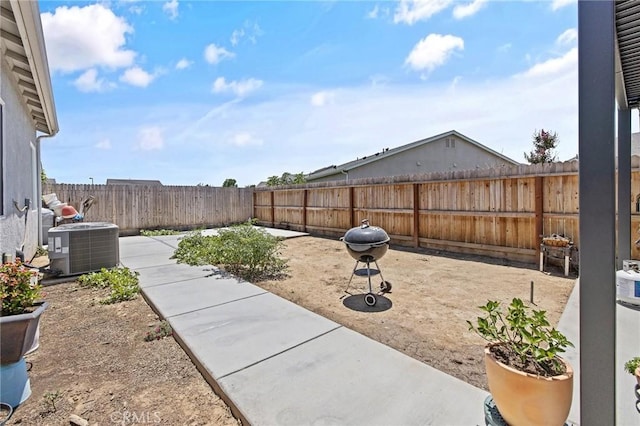 1938 N Frontier St, Hanford, CA 93230 - fenced backyard featuring a patio