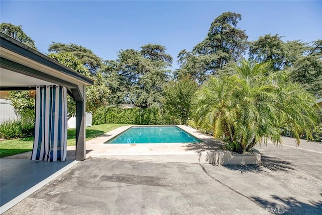 11063 White Oak Ave, Granada Hills, CA 91344 - view of pool featuring a patio area