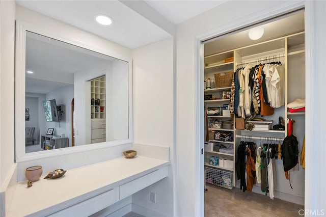 1579 Via Parque, Thousand Oaks, CA 91360 - bathroom with a walk in closet