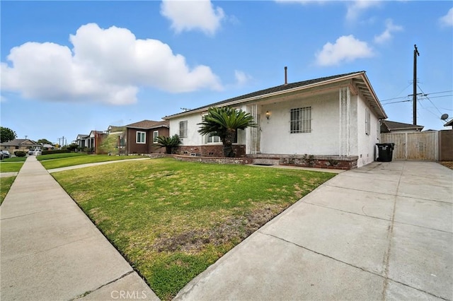 1612 W Poplar St, Compton, CA 90220 - photo 1