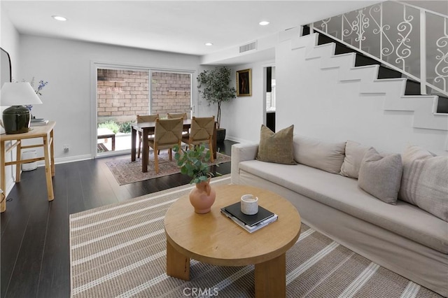 5275 Colodny Dr Unit 4, Agoura Hills, CA 91301 - photo 1