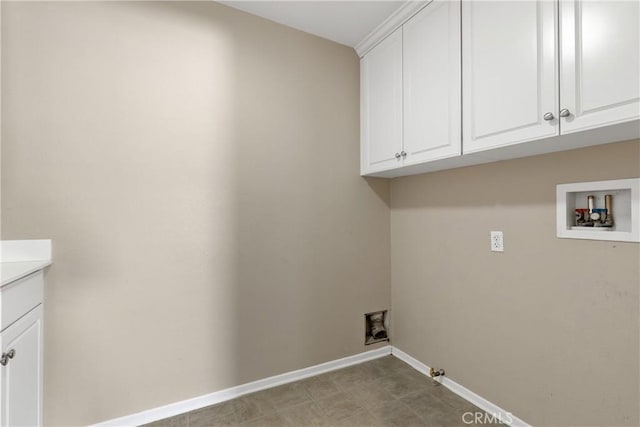 32522 Safflower St, Winchester, CA 92596 - washroom featuring washer hookup, cabinet space, and hookup for a gas dryer