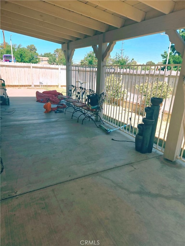 38644 Palms Pl, Palmdale, CA 93552 - view of patio / terrace
