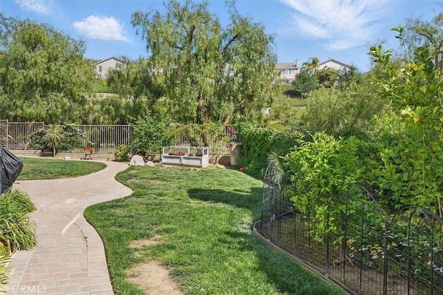 29160 Harmony Way, Saugus, CA 91390 - surrounding community featuring a vegetable garden