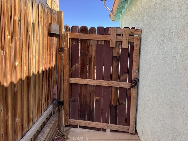 13489 Buggy Whip Ct, Victorville, CA 92392 - view of gate