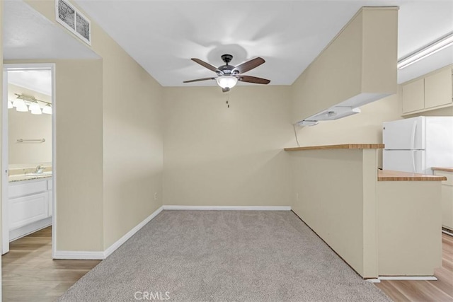 675 S College Ave, Claremont, CA 91711 - unfurnished room with ceiling fan and light carpet