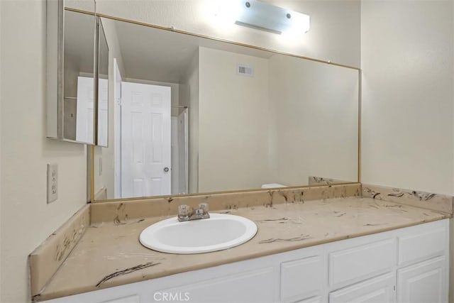 675 S College Ave, Claremont, CA 91711 - bathroom with vanity