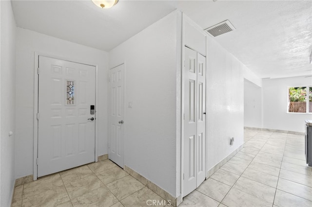 921 Christian Ave, Bakersfield, CA 93314 - entrance foyer featuring baseboards