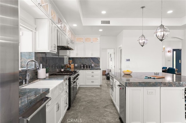 22252 Monte Rancho Dr, Temecula, CA 92590 - photo 19