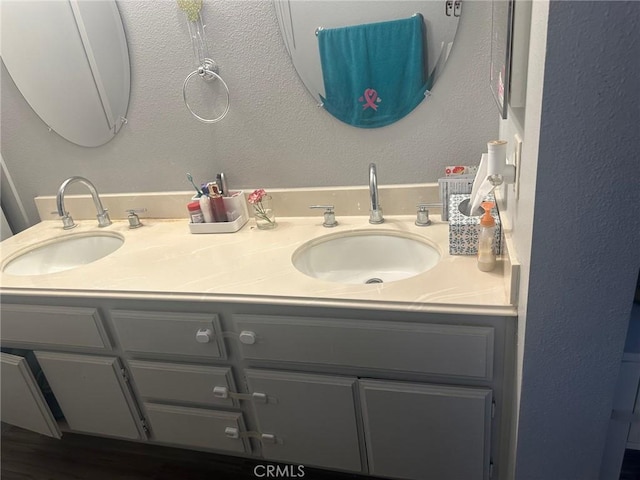 3539 Castaic, Riverside, CA 92501 - full bathroom featuring double vanity