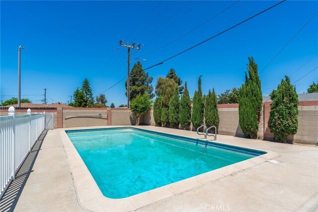 2127 W Sunrise Ave, Anaheim, CA 92801 - photo 36