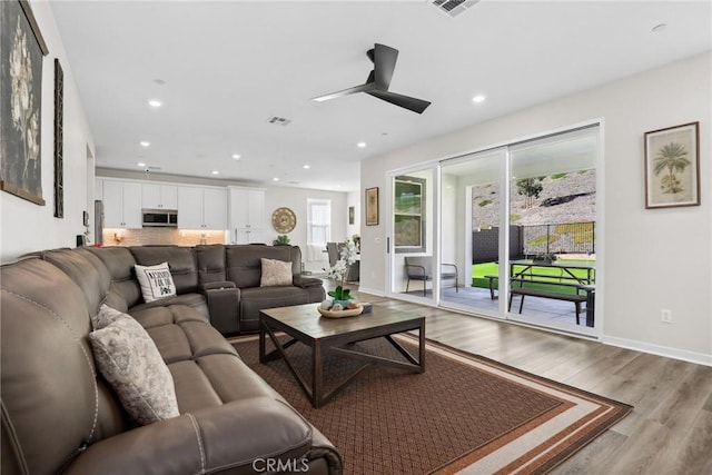 28709 Wildflower, Castaic, CA 91384 - living area featuring a ceiling fan, light wood-style floors, and recessed lighting