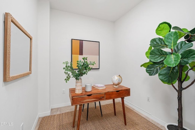 931 E Walnut St Unit 612, Pasadena, CA 91106 - office with baseboards