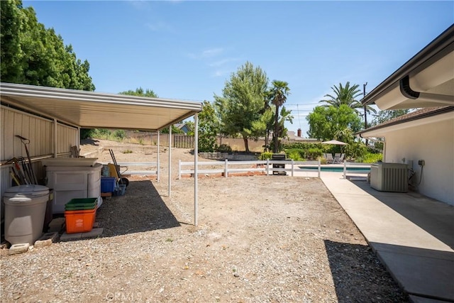 8652 Surrey Ln, Rancho Cucamonga, CA 91701 - view of yard with a patio area
