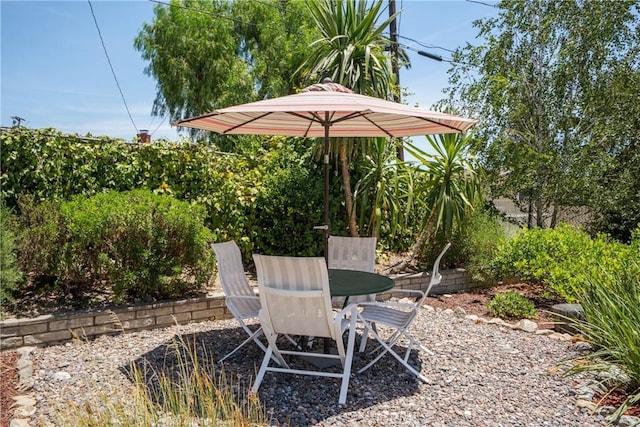 8652 Surrey Ln, Rancho Cucamonga, CA 91701 - view of patio / terrace featuring outdoor dining area