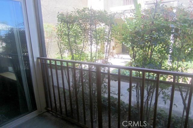 6675 Mission Gorge Rd Unit A114, San Diego, CA 92120 - view of balcony