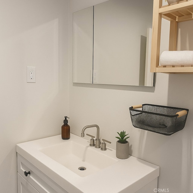 6675 Mission Gorge Rd Unit A114, San Diego, CA 92120 - bathroom featuring vanity