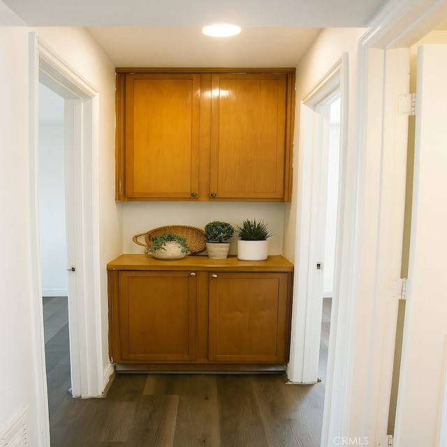 1386 E Madison Ave Unit 21, El Cajon, CA 92021 - hall featuring dark wood-style floors and baseboards