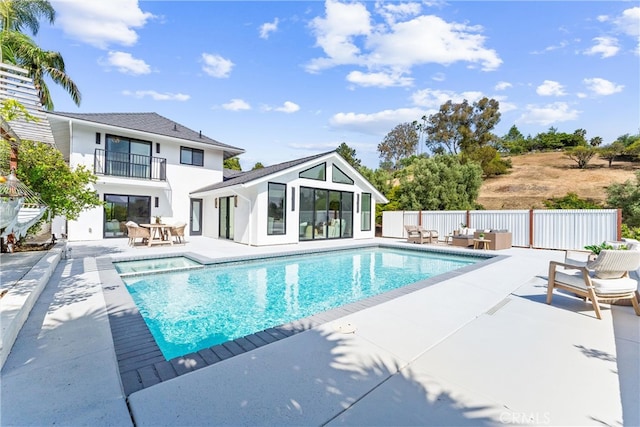29951 Morongo Pl, Laguna Niguel, CA 92677 - view of swimming pool with a patio area and a pool with connected hot tub