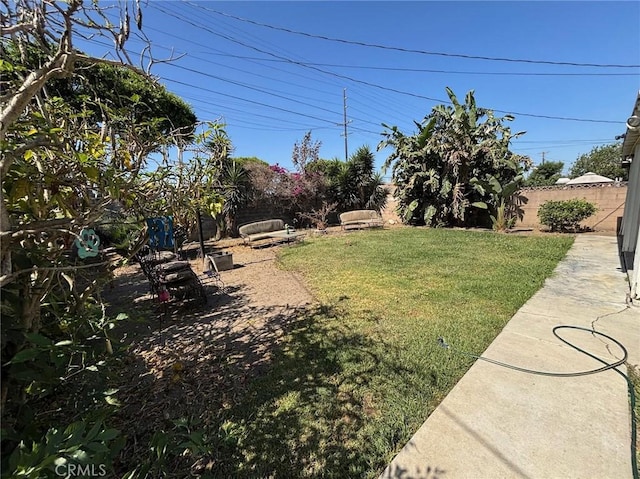 1418 W Magnolia St, Compton, CA 90220 - view of fenced backyard