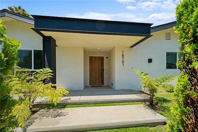 16701 Kalisher, Granada Hills, CA 91344 - property entrance with stucco siding