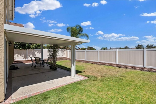 1850 Coolidge St, Corona, CA 92879 - fenced backyard with a patio area