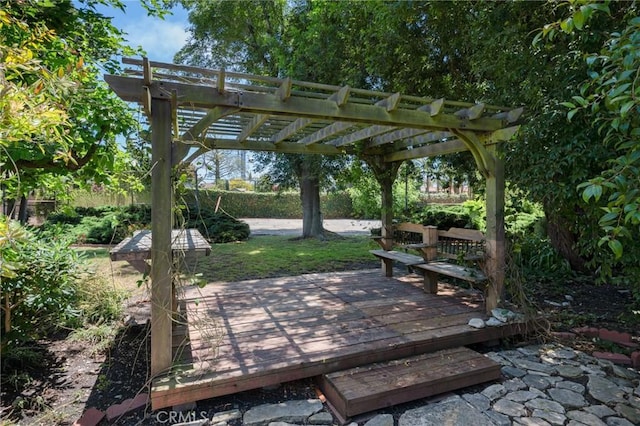 8 Coveview Dr, Rancho Palos Verdes, CA 90275 - view of patio featuring a deck and a pergola