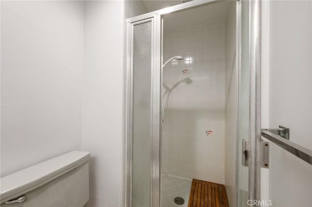 8 Coveview Dr, Rancho Palos Verdes, CA 90275 - full bath with toilet and a shower stall