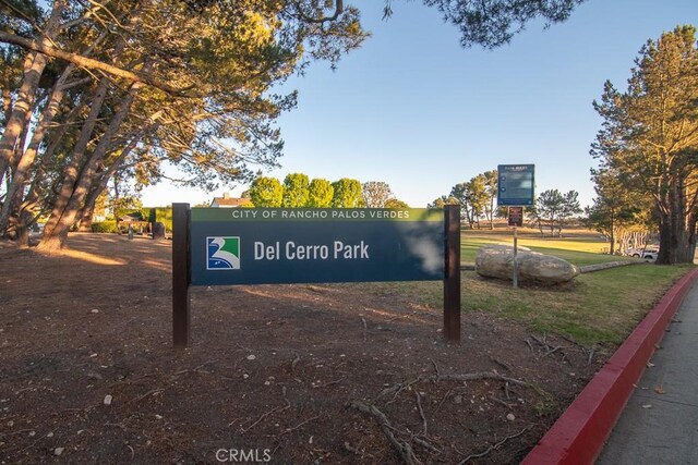8 Coveview Dr, Rancho Palos Verdes, CA 90275 - view of community sign