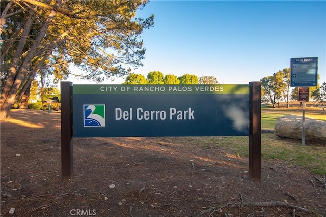 8 Coveview Dr, Rancho Palos Verdes, CA 90275 - exterior view