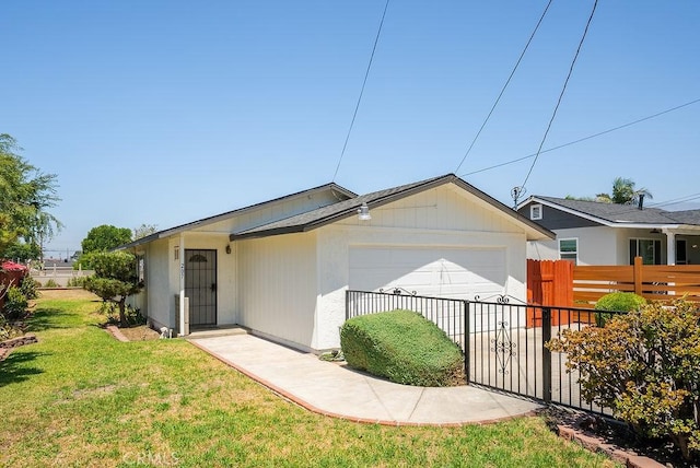 207 N Pasadena Ave, Azusa, CA 91702 - view of front of property featuring a garage