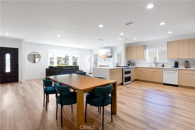 8021 W Blvd, Inglewood, CA 90305 - photo 6