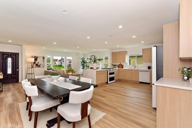 8021 W Blvd, Inglewood, CA 90305 - photo 13