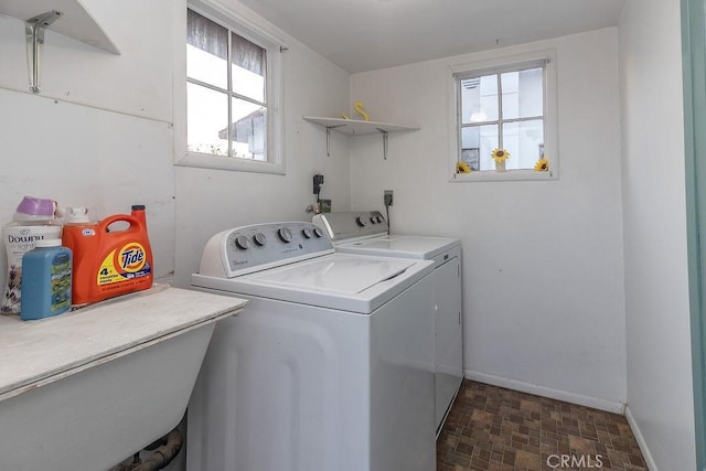 1417 Highland Ave, Needles, CA 92363 - laundry area featuring washer and dryer and baseboards