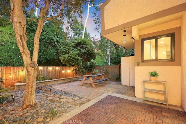 1696 Shady Brook Dr Unit 14, Fullerton, CA 92831 - fenced backyard with a patio