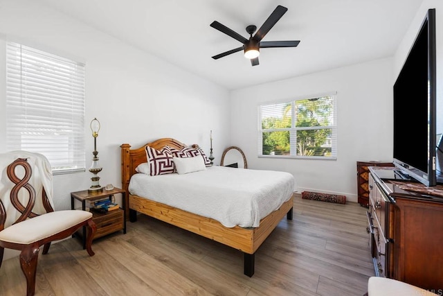 2027 Jenna Pl, Escondido, CA 92029 - bedroom with light wood-style floors and a ceiling fan