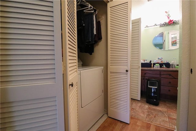 13135 Sunnybrook Cir Unit 205, Garden Grove, CA 92844 - laundry area with light wood-style flooring