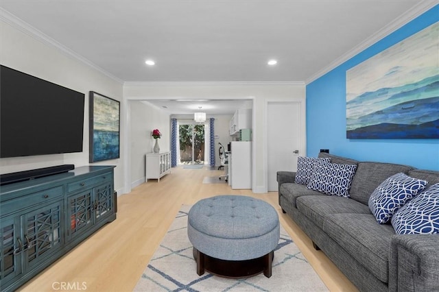 5535 W 142nd Pl, Hawthorne, CA 90250 - living area featuring light wood finished floors, ornamental molding, and recessed lighting