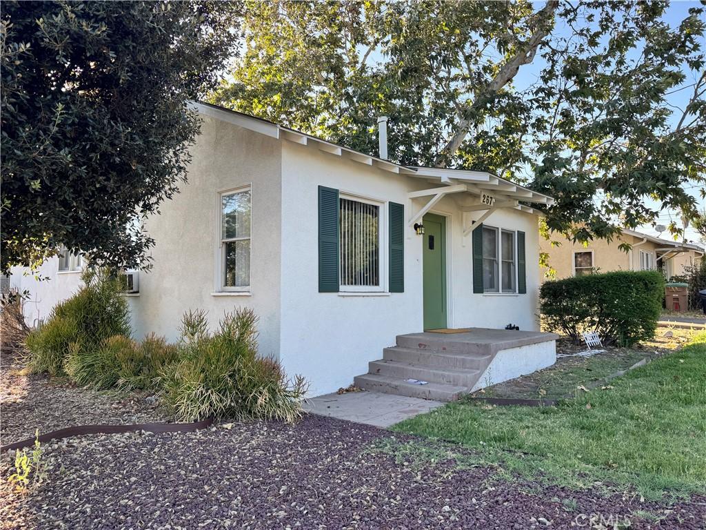 267 Olive St, Claremont, CA 91711 - view of front facade with stucco siding