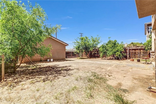 2925 Lemon St, Riverside, CA 92501 - view of yard
