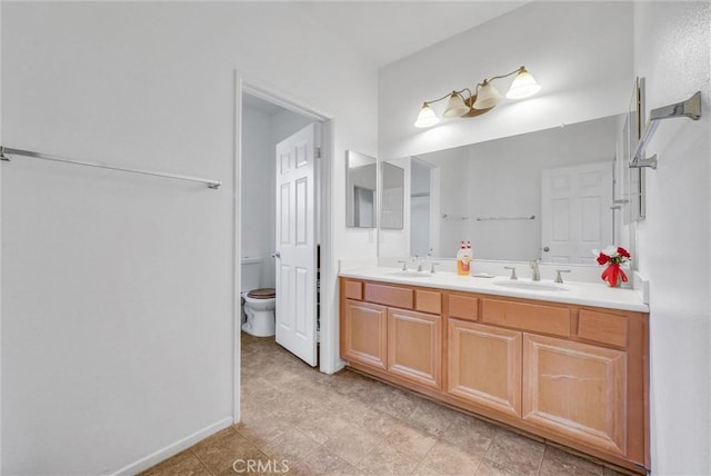 2925 Lemon St, Riverside, CA 92501 - full bath featuring double vanity and tile patterned flooring