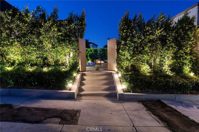 4730 Angeles Vista Blvd, View Park, CA 90043 - surrounding community