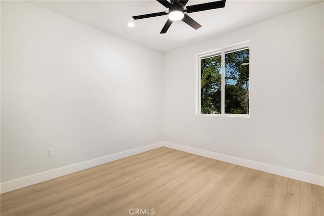 5909 Del Mar Ave, Paradise, CA 95969 - empty room with light wood-style flooring, ceiling fan, and recessed lighting