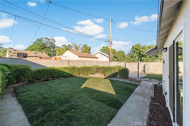 611 Griffith St, San Fernando, CA 91340 - view of fenced backyard