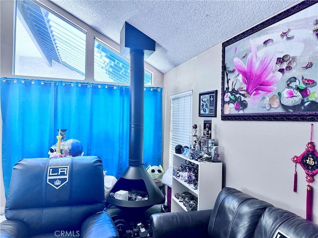 2532 W Macarthur Blvd Unit B, Santa Ana, CA 92704 - living area featuring a textured ceiling