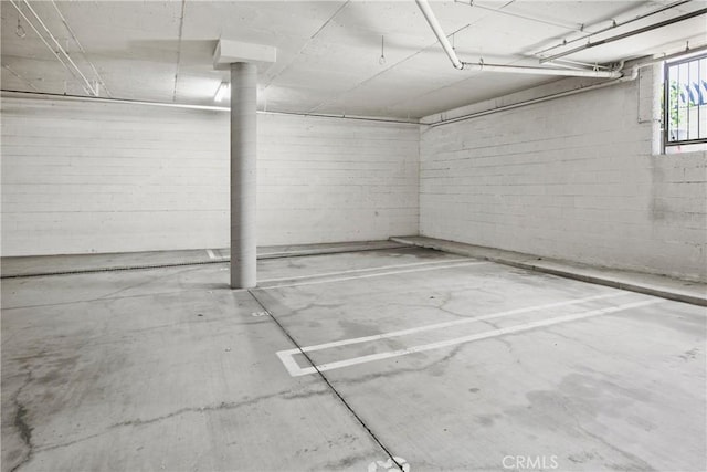2222 S Mesa St Unit 8, San Pedro, CA 90731 - parking deck featuring concrete block wall